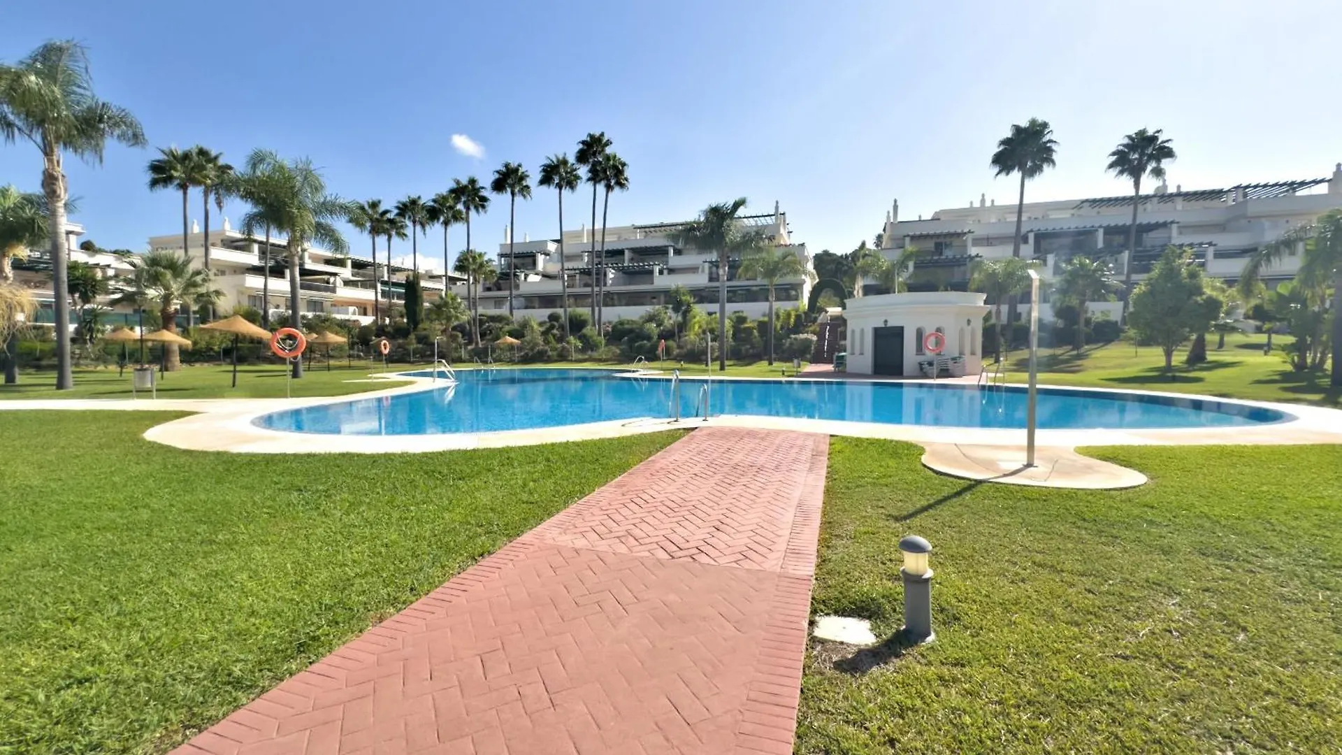 Lor 52A Apartamento Vacacional Cerca De Puerto Banus-Playa Marbella 0*,  Spain